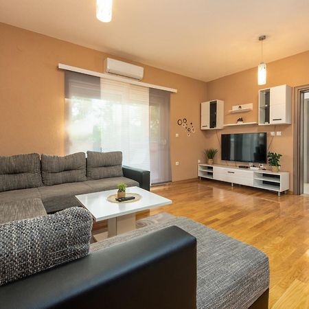 Apartman Dora Sukošan Extérieur photo